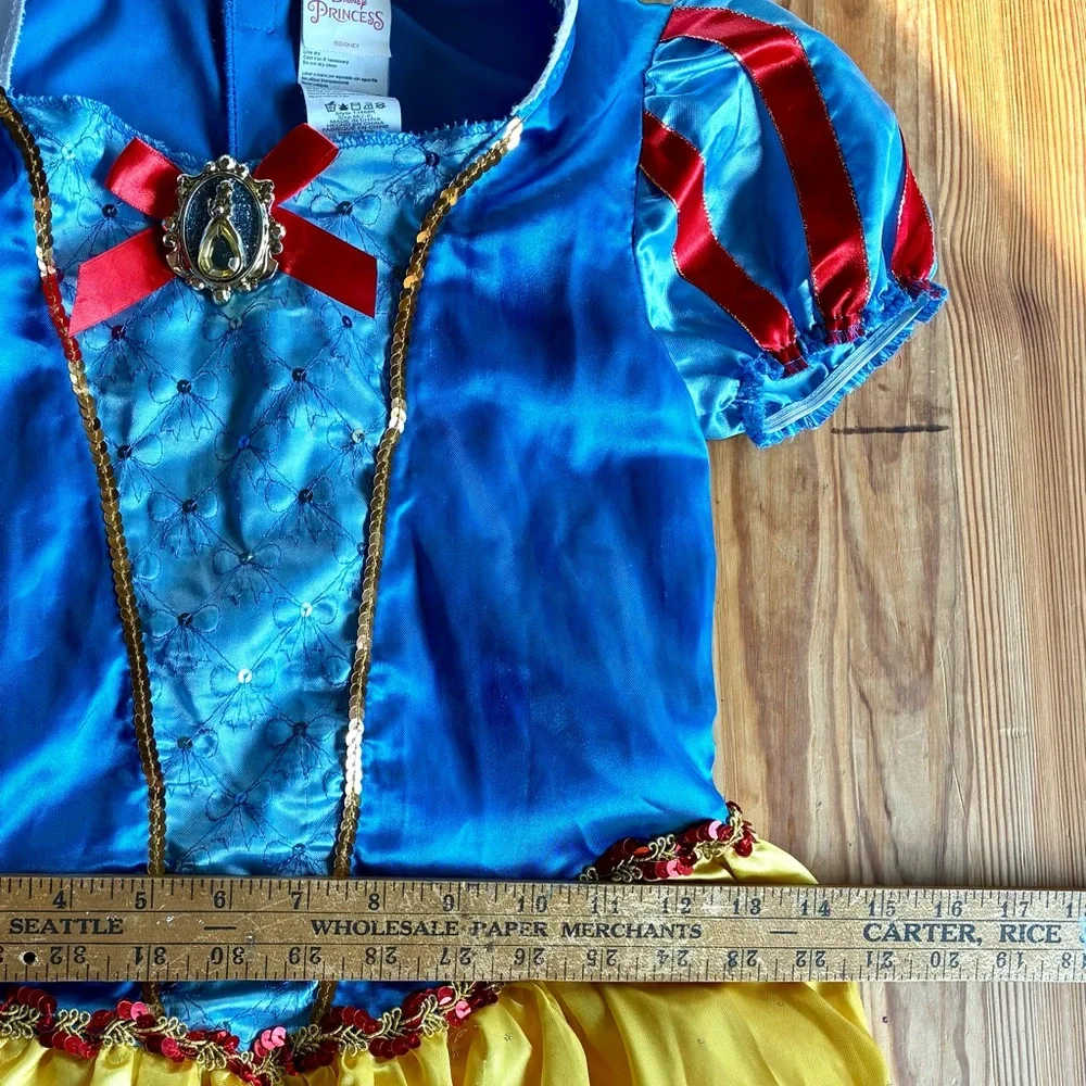 Disney Snow White Costume Gown Satin Dress Medium 7 8 Halloween Fairy Princess